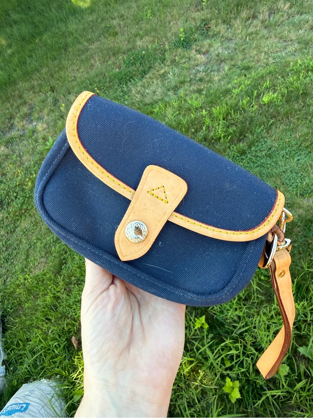 Dooney & Bourke wristlet